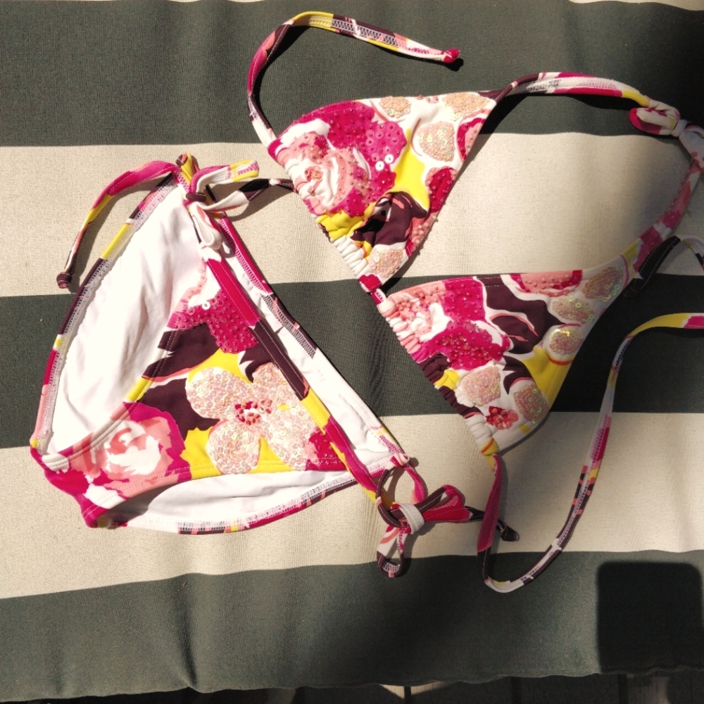 Rare VIX Sequined Floral Bikini Set NWOT